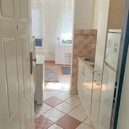 Studio City Apartment Sweet Panda Zagreb Exterior photo